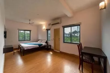 Hotel G Silver