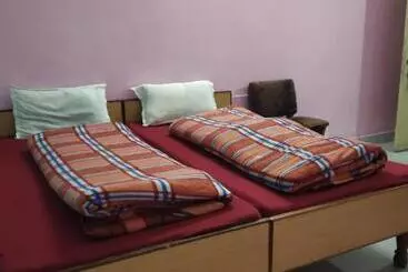 ホテル Kedarnath Prithvi Yatra