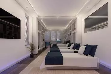 پانسیون Don T Wake Me Up. South London. Sleeps 6