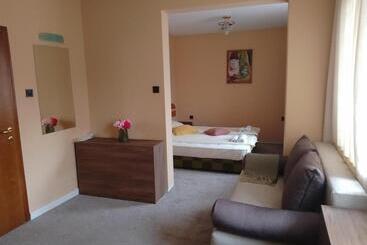 Отель хотел планински рай