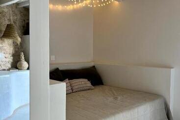 ペンション Les Terrasses De Bélarga Maison D Hôtes Piscine Et Jacuzzi