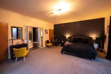 Bed and Breakfast The Mirage