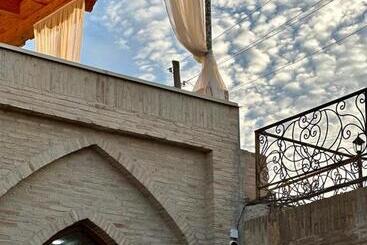 Hotel Karavansaray Khurjin Old