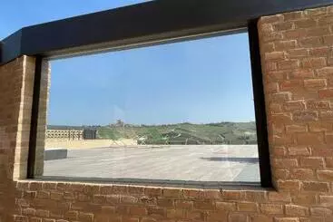 ベッドアンドブレックファースト Castello Di Perno Foresteria, Winery & Rooms