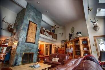 Отель Bar W Guest Ranch