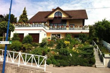 Отель Gästehaus Aigmüller