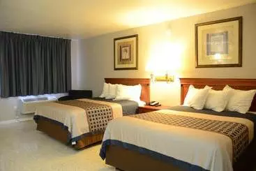 هتل The Lion Inn   Saint Augustine