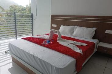 فندق Everest Home