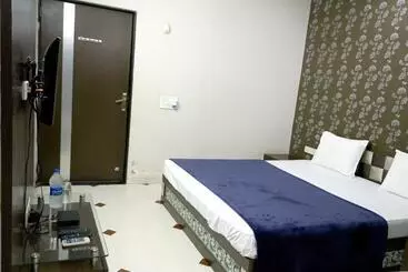 Hotel Madhuli