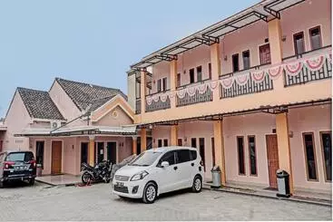 Hotel Oyo 93187 Kusuma Residence Syariah