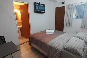 בית מלון כפרי Wilton Ba