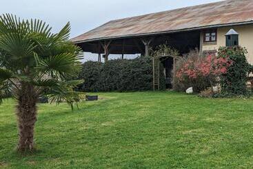 بنسيون Guestroom Bouges Le Château, 1 Pièce, 3 Personnes Fr 1 591 536