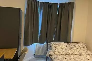 Pensió Oxborne Rooms Uk   Wyatt