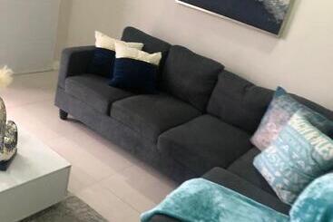 هتل آپارتمان Bayfront And Villas