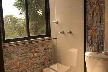 Hotel Villas Del Bambú