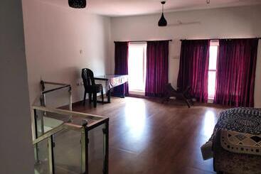 Pensionat Cloud & Mist Inn, Kotagiri By Lexstays