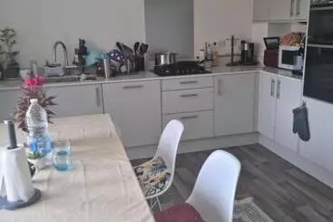 Majatalo Room With Office In Peaceful Place