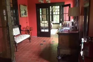 ベッドアンドブレックファースト Celtic Mansion Annfield Manor