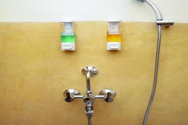 בית מלון כפרי Mango Hill La Serene Puducherry