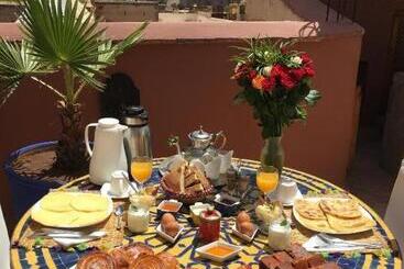 هتل Riad Zen Oasis