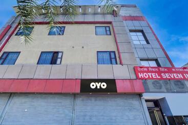 Oyo Flagship 81231 Hotel Seven