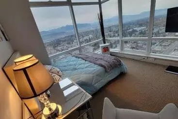 Bed & Breakfast High Luxury Penthouse   Private Suite With Ensuite Bathroom