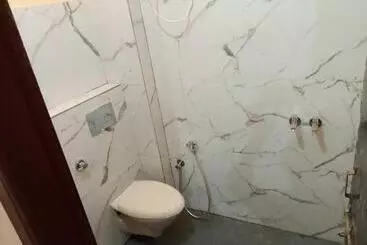 Hotel Pop Sarthak