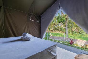 旅馆 Kubu Selat Villa And Glamping