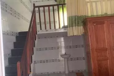 هاستل Nhà Nghỉ   Homestay Toàn Thịnh