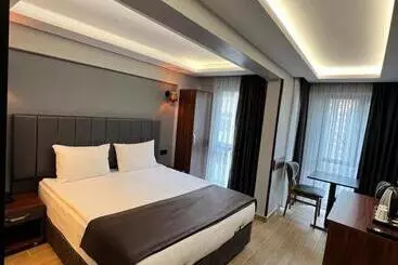Hotel Db