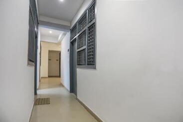 Hotel Oyo Flagship 74663 The Sapphire Inn