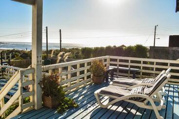 پانسیون Pichilemu Hostel Surfers View