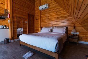 منتجع شاليهات توت الريفية بالطائف