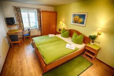 Gasthof & Pension Hirschen Stetten