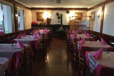 호텔 Albergo Ristorante Garden