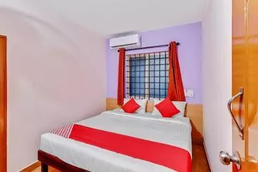 Hotel O Mrv Royal Suites