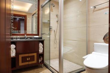 Guilin Yi Characteristic Hotel Coltd