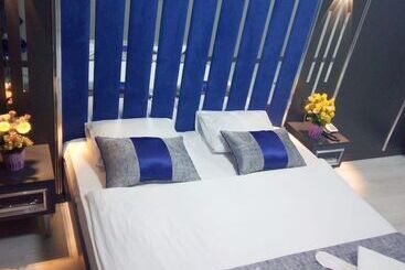 Hotel Blue Plus