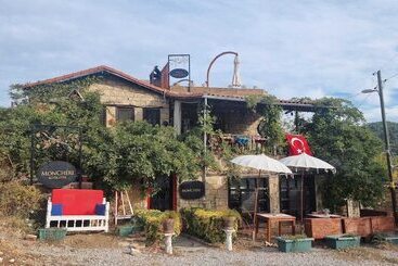 Moncheri Butik Otel & Restoran