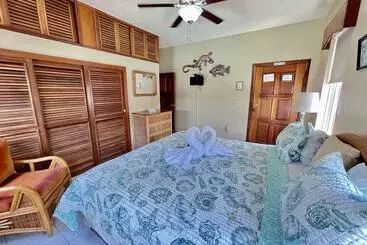 アパートホテル Belizean Reef Suites