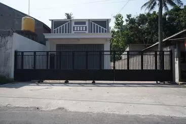 Hotel Ayani Guest House By Oyo