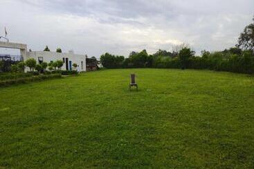 فندق Oyo A P Guest House