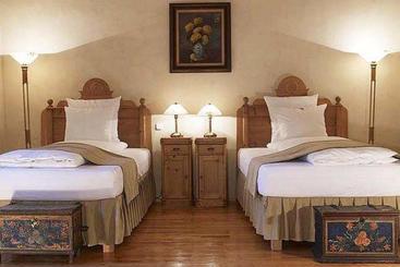 בית מלון כפרי Fronius Boutique Residence