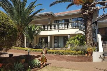 Hotel Homestead Lake Cottage