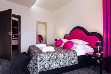 בית מלון כפרי Woiński Spa