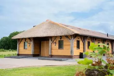 アパートホテル Boldiek