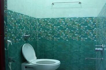 Pensió Thendral Park Inn