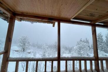 פנסיון Woodstock Villa Rooms&entirevilla Tulga