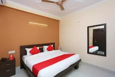 Hotel Rose & Petals , Ghaziabad