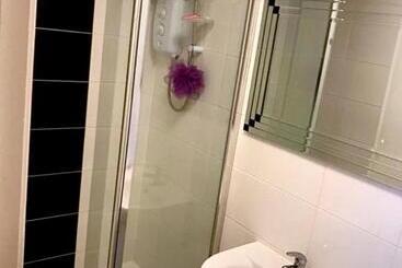 پانسیون Rosanne S Rest